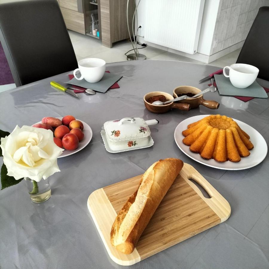 瓦尔夫朗贝尔Chez Nadine住宿加早餐旅馆 外观 照片